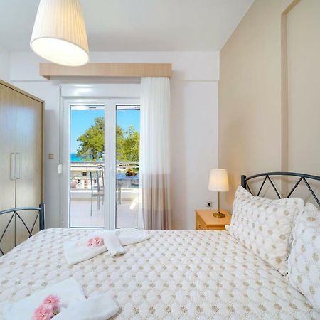 L&K Apartment Golden Beach Chrysi Ammoudia ภายนอก รูปภาพ