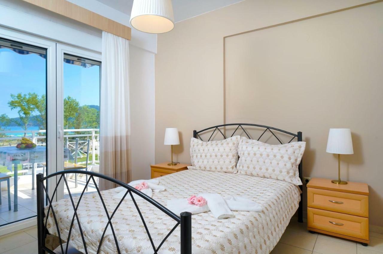 L&K Apartment Golden Beach Chrysi Ammoudia ภายนอก รูปภาพ